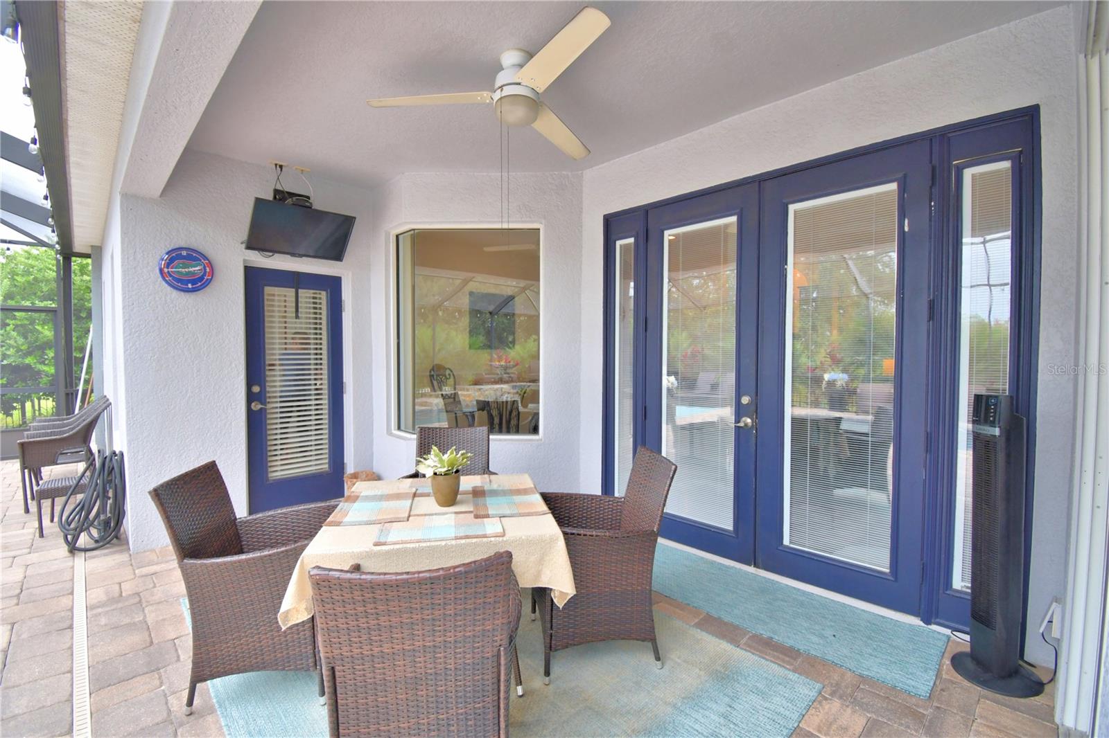 CROSSROADS/LK REGION - Residential