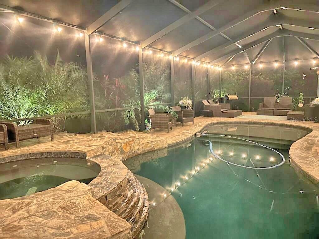 CROSSROADS/LK REGION - Residential