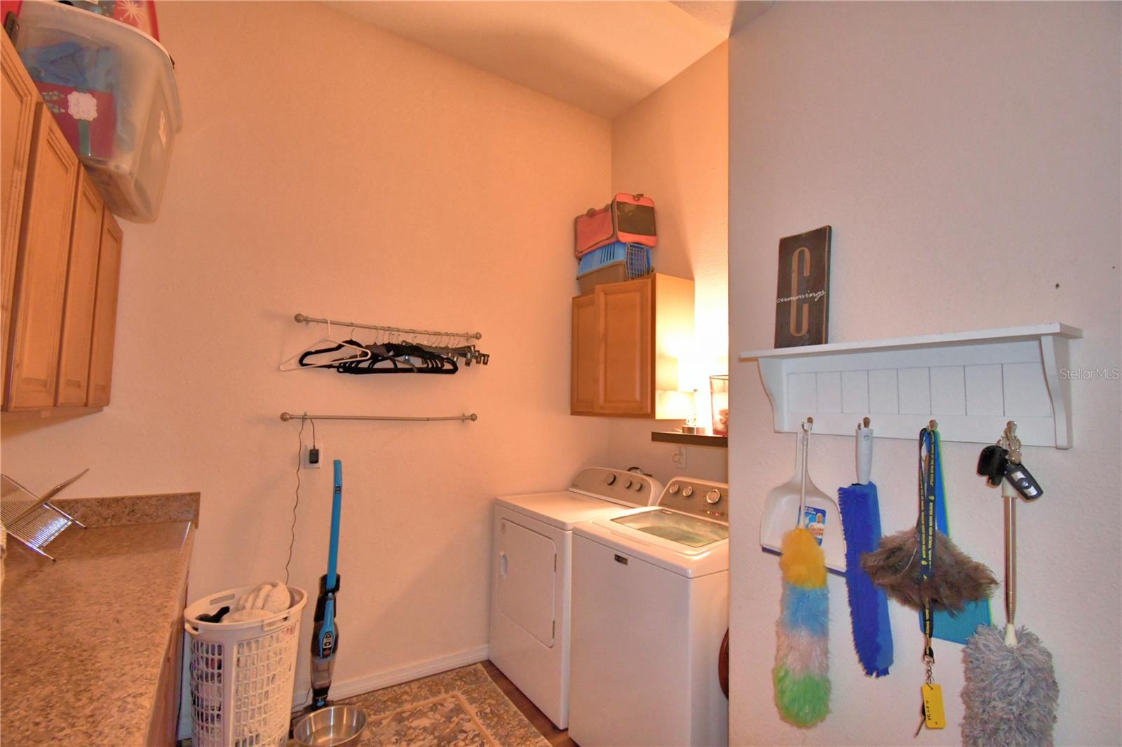 CROSSROADS/LK REGION - Residential