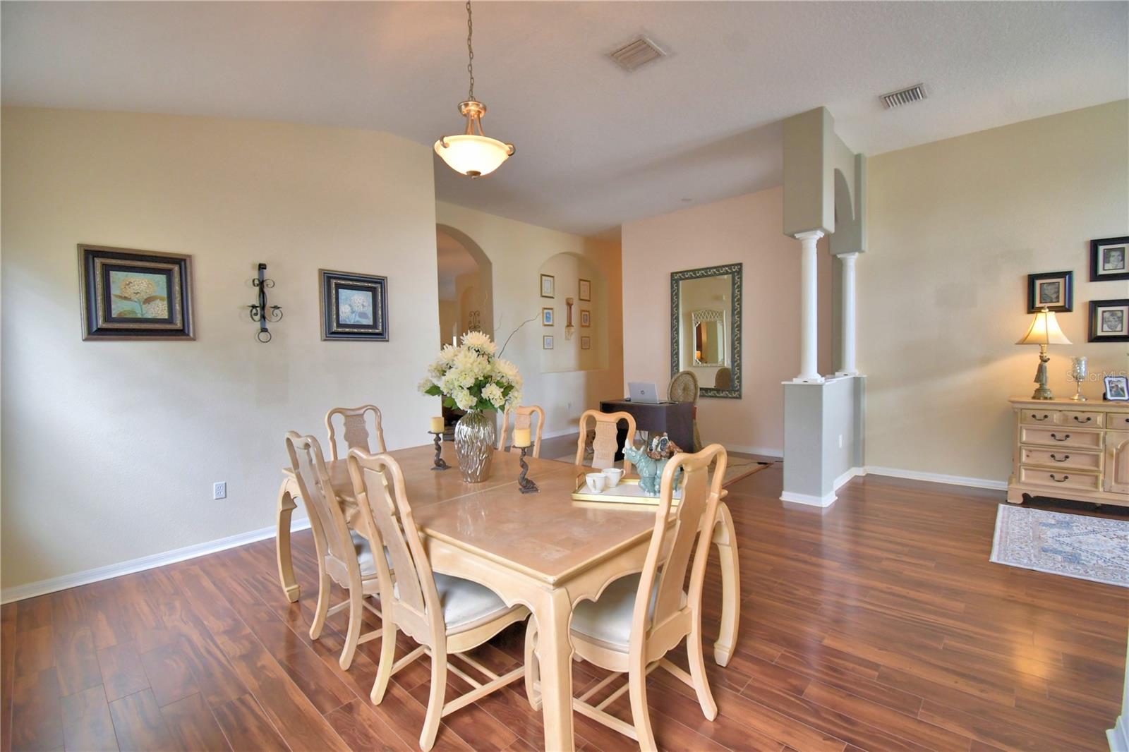 CROSSROADS/LK REGION - Residential