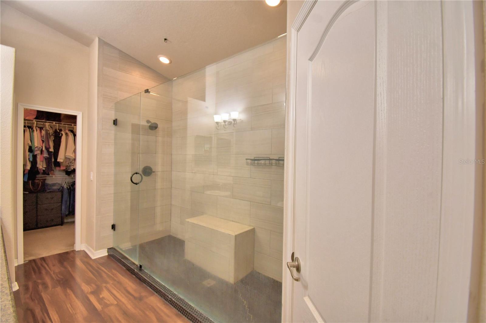 CROSSROADS/LK REGION - Residential