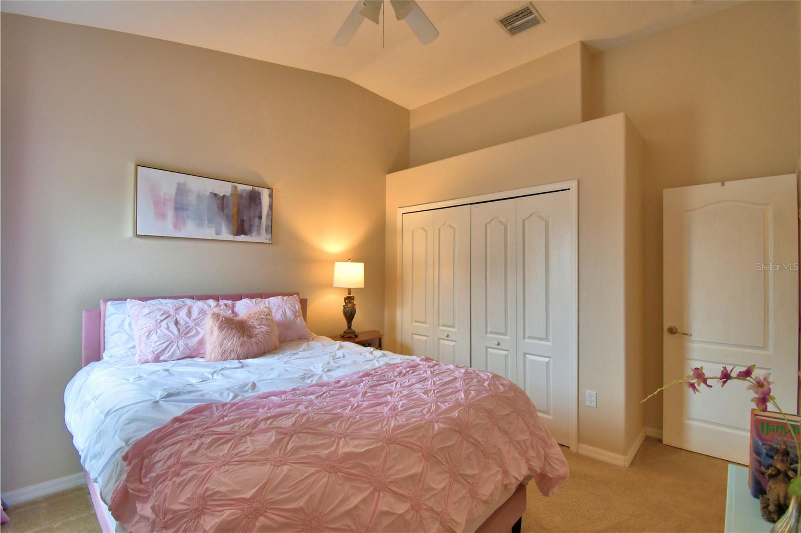 CROSSROADS/LK REGION - Residential