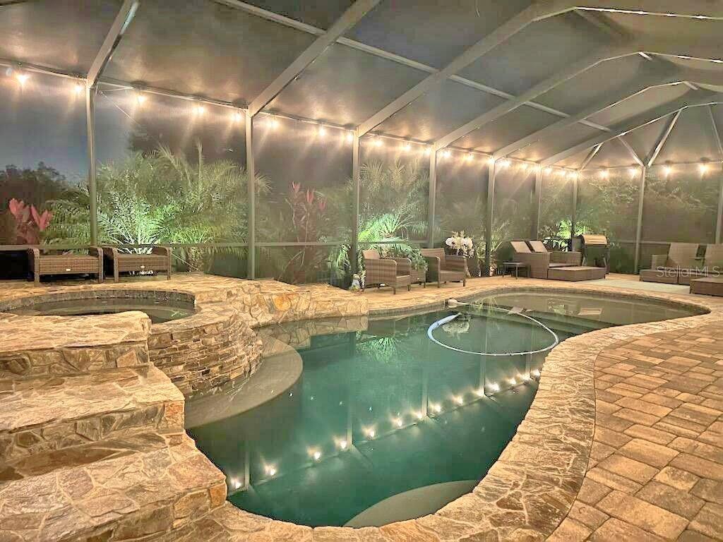 CROSSROADS/LK REGION - Residential