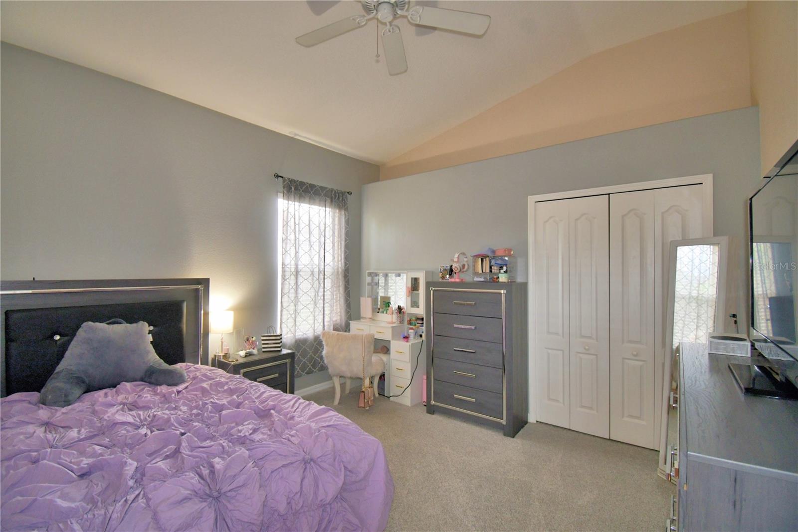 CROSSROADS/LK REGION - Residential