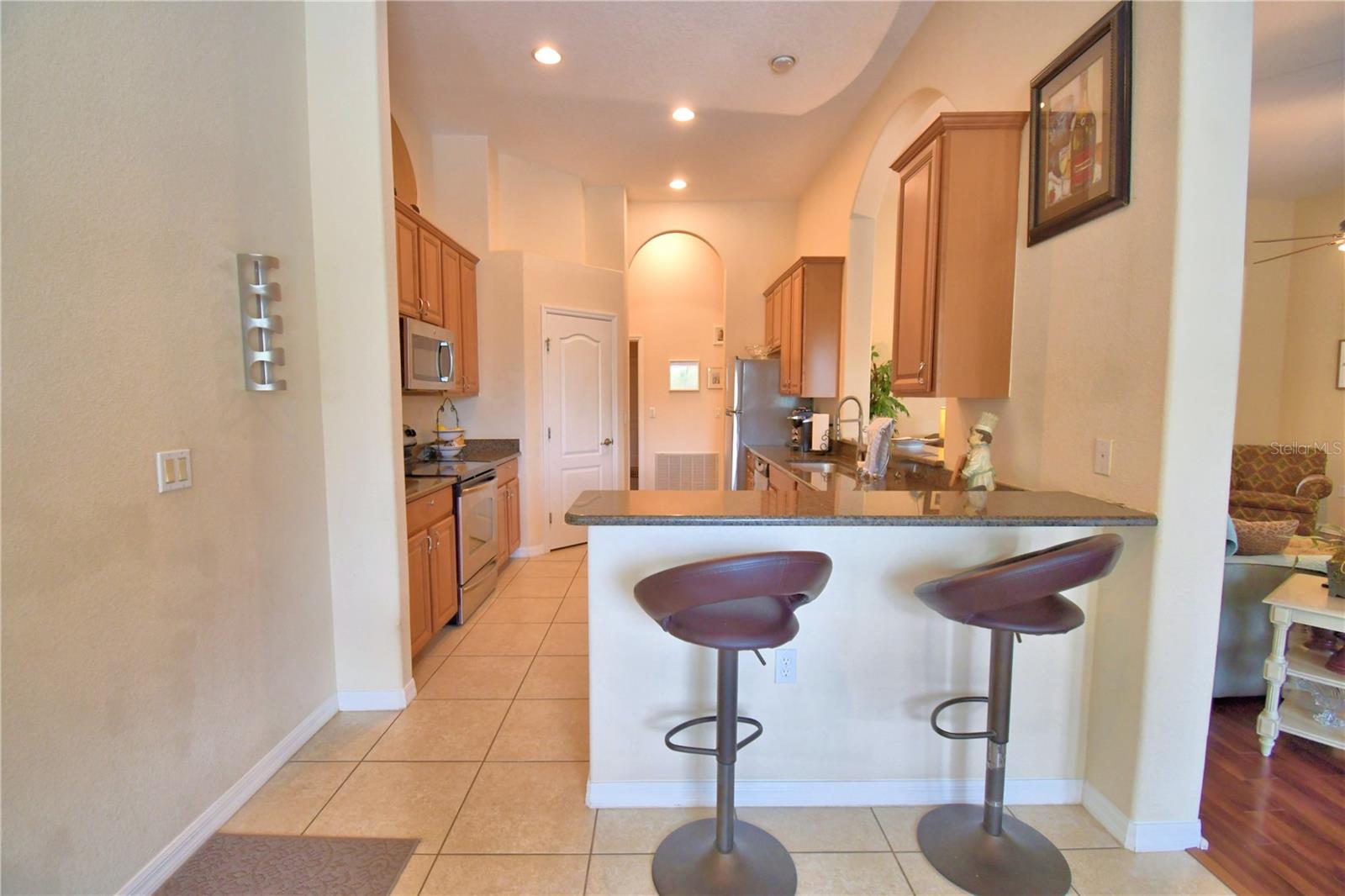 CROSSROADS/LK REGION - Residential