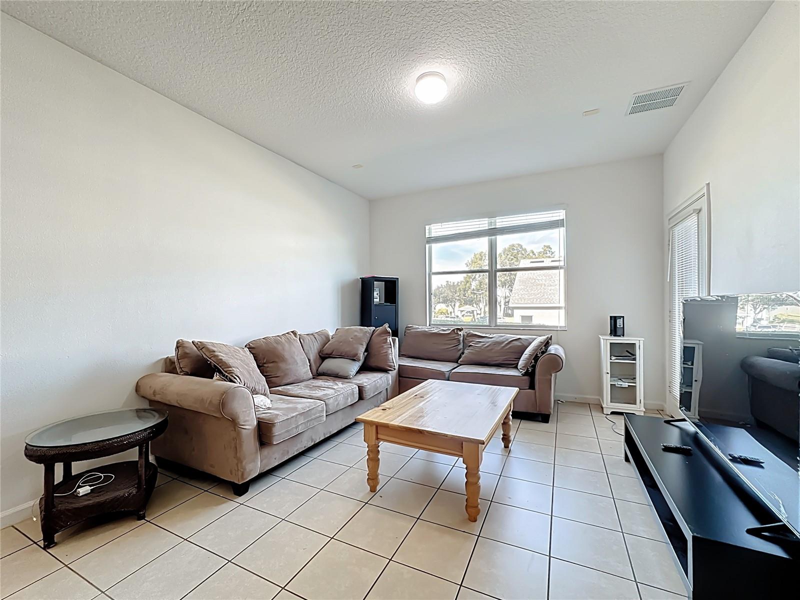 PRAIRIE LAKE RESERVE REP #2 - Residential