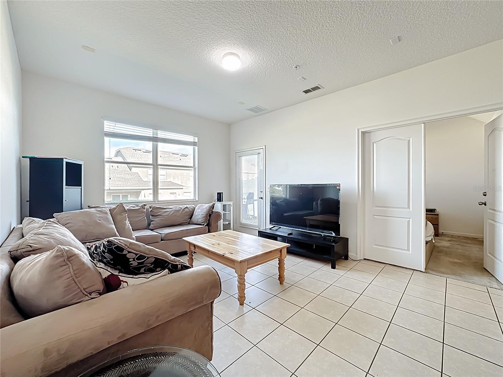 PRAIRIE LAKE RESERVE REP #2 - Residential