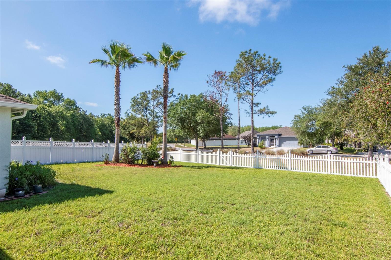 LEXINGTON OAKS VILLAGE 14 - Residential