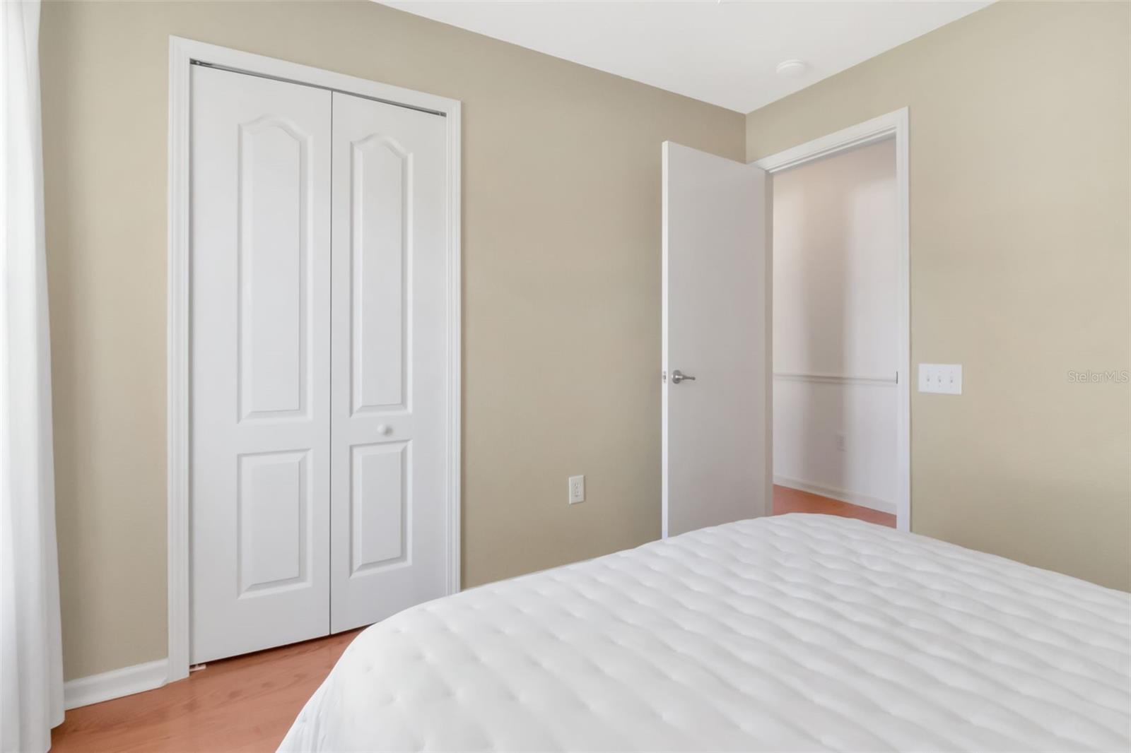 LEXINGTON OAKS VILLAGE 14 - Residential