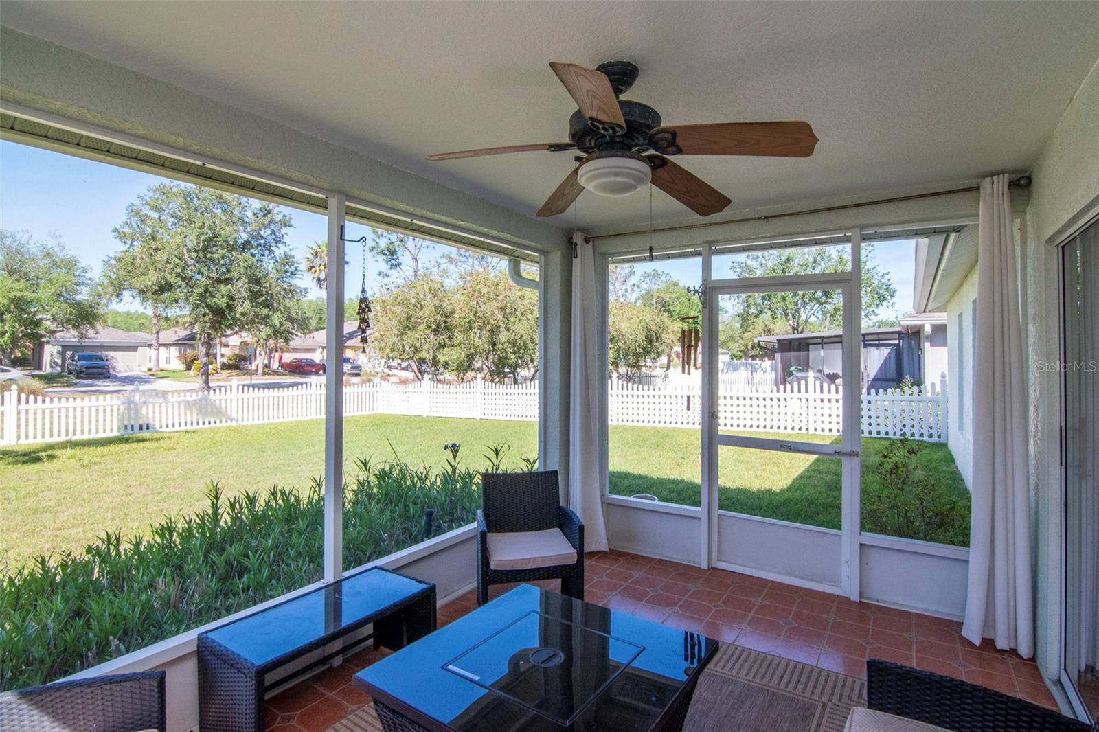 LEXINGTON OAKS VILLAGE 14 - Residential
