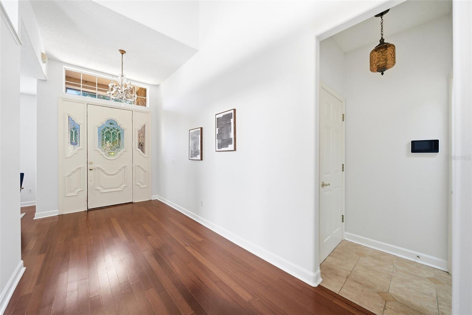 STRATTON HILL - Residential