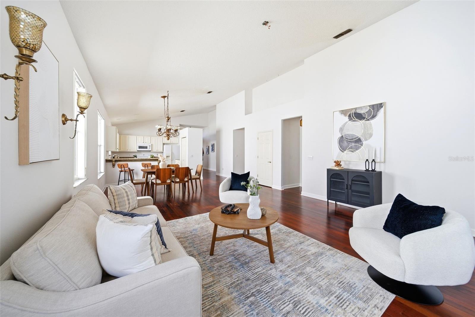 STRATTON HILL - Residential