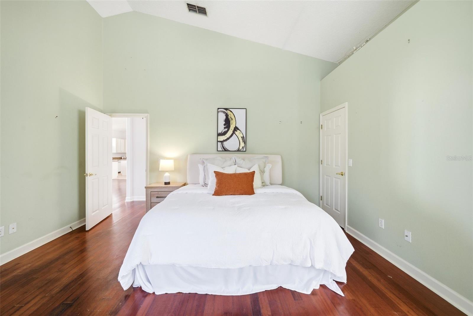 STRATTON HILL - Residential