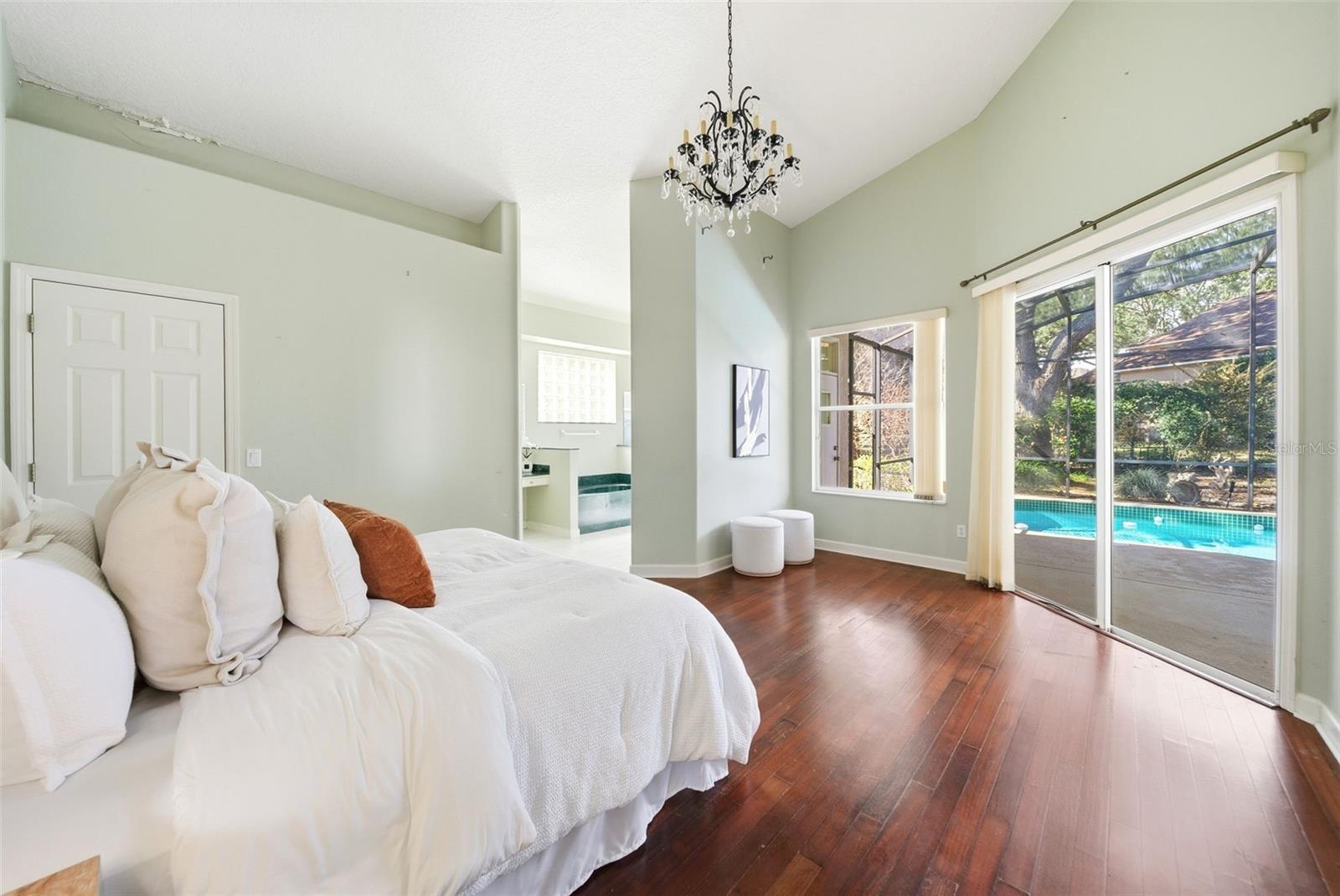 STRATTON HILL - Residential