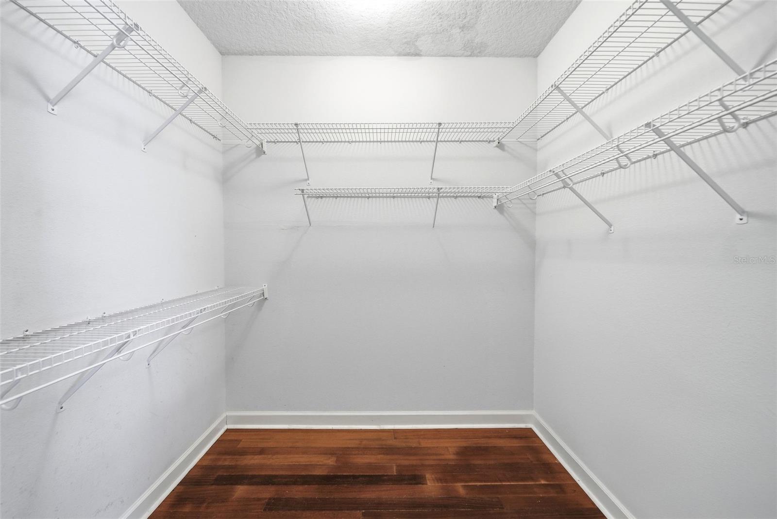 STRATTON HILL - Residential