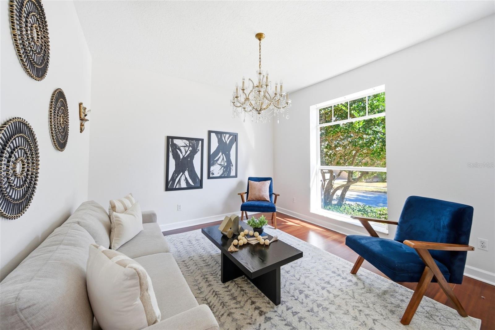 715 POWDERHORN CIRCLE