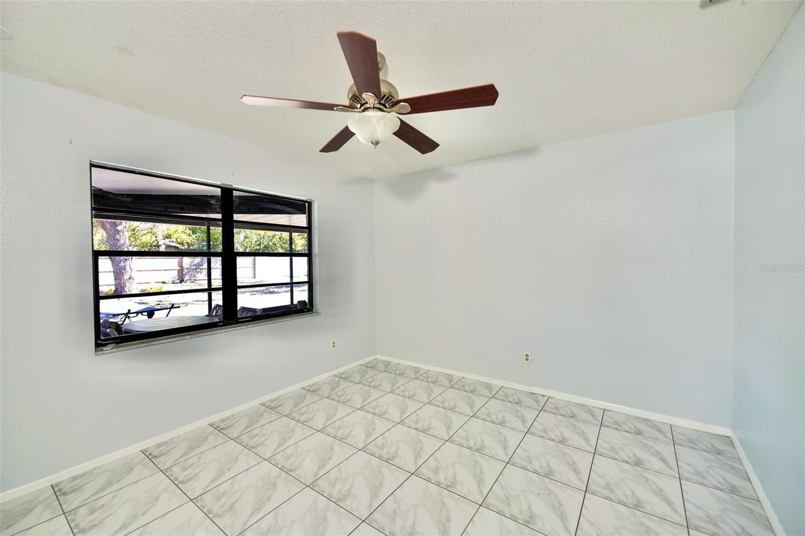 FOREST OAKS - Residential