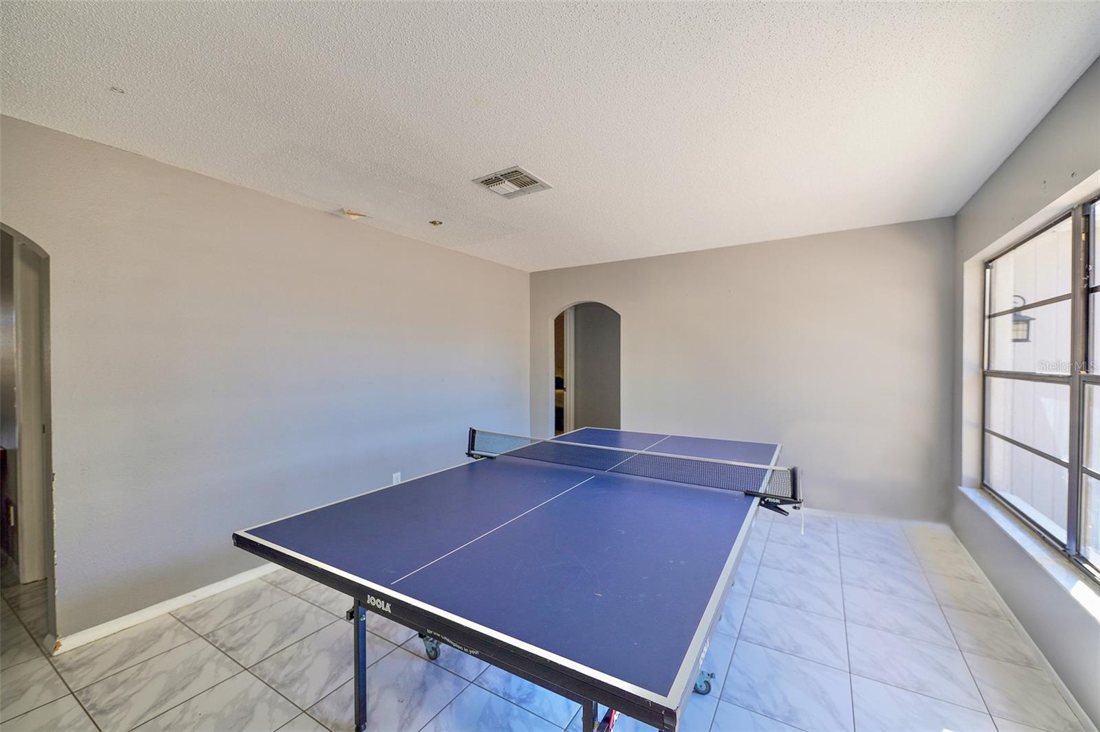 FOREST OAKS - Residential