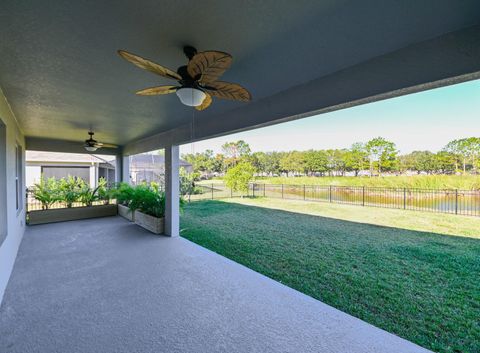 A home in BROOKSVILLE