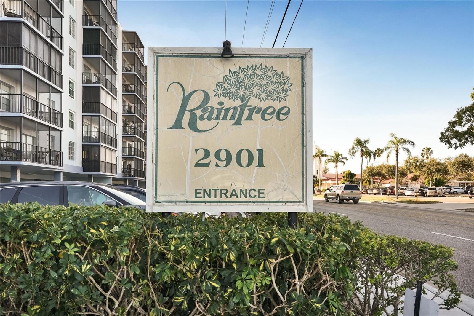 2901 26TH STREET W 606