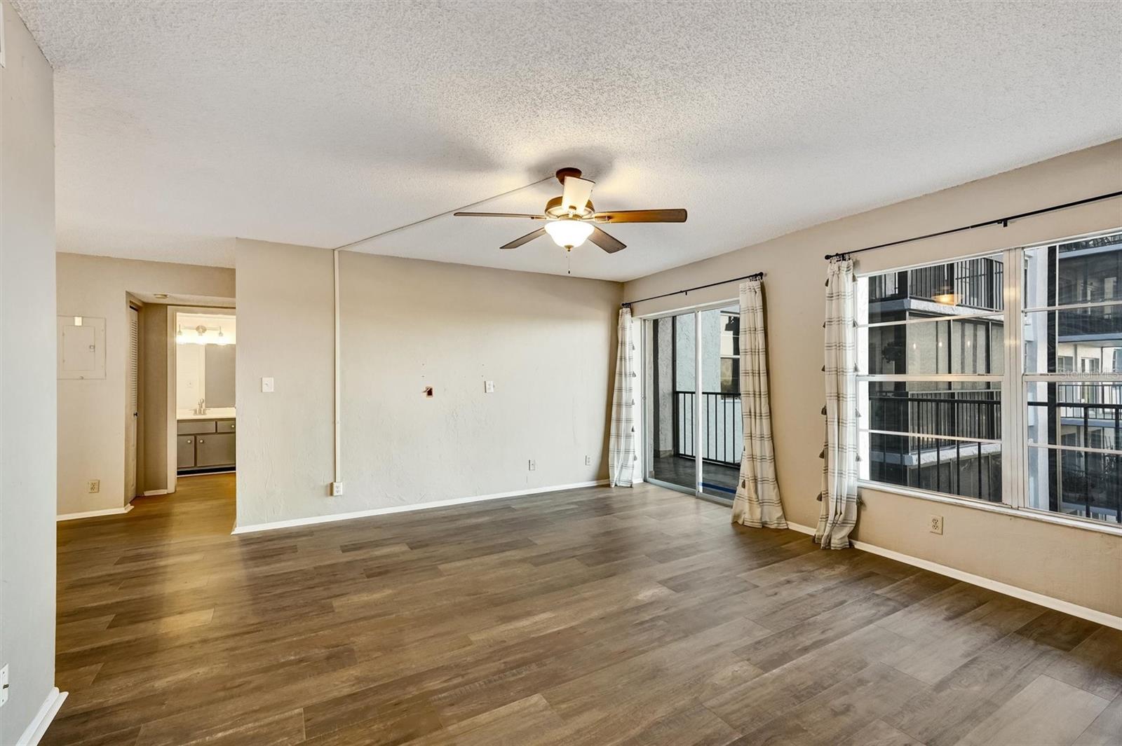 RAINTREE - Residential