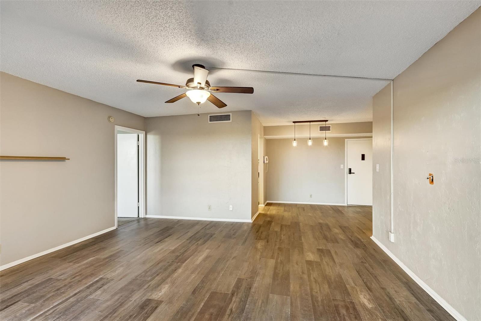 RAINTREE - Residential