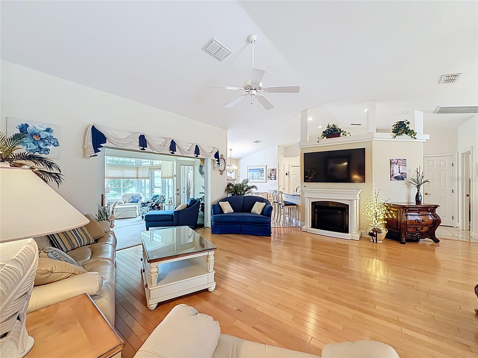 QUAIL MEADOWS - Residential