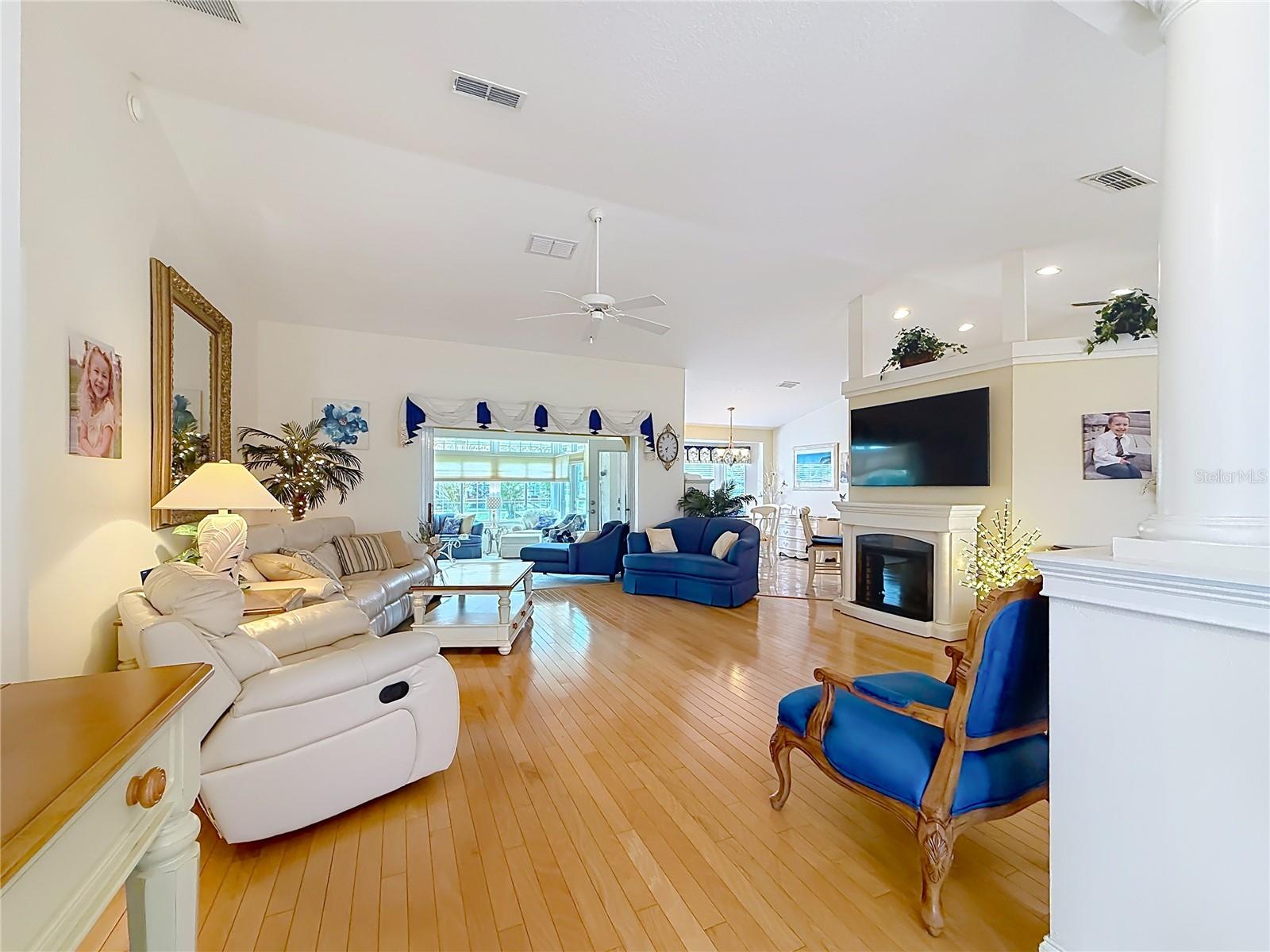 QUAIL MEADOWS - Residential