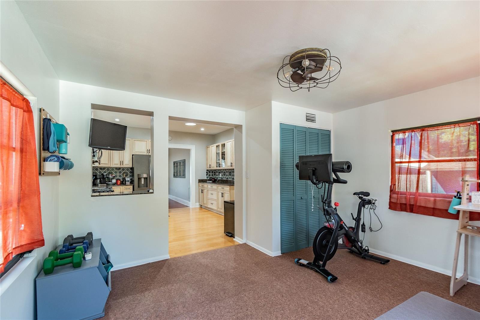 SEMINOLE HEIGHTS NORTH - Residential Lease