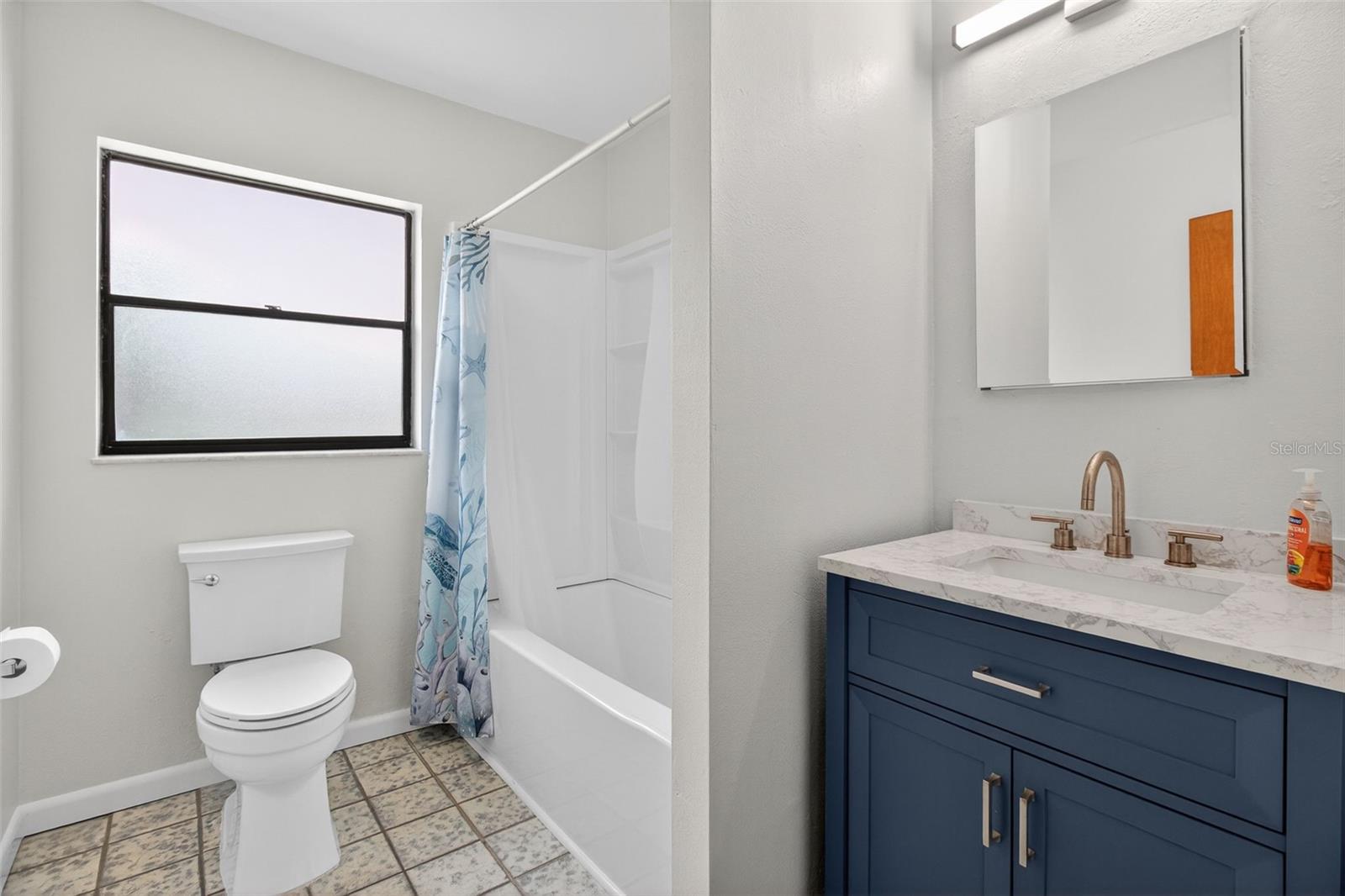 GATES KNOLL - Residential