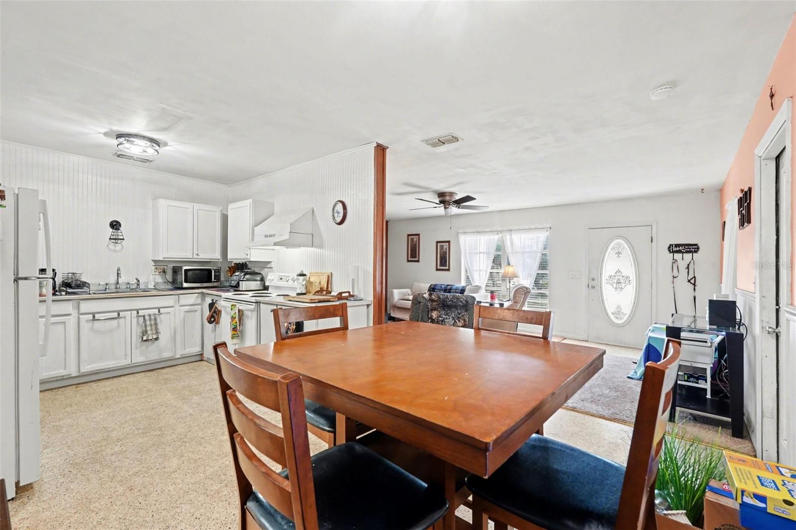 ZAN MAR VILLAGE UNIT 01 - Residential