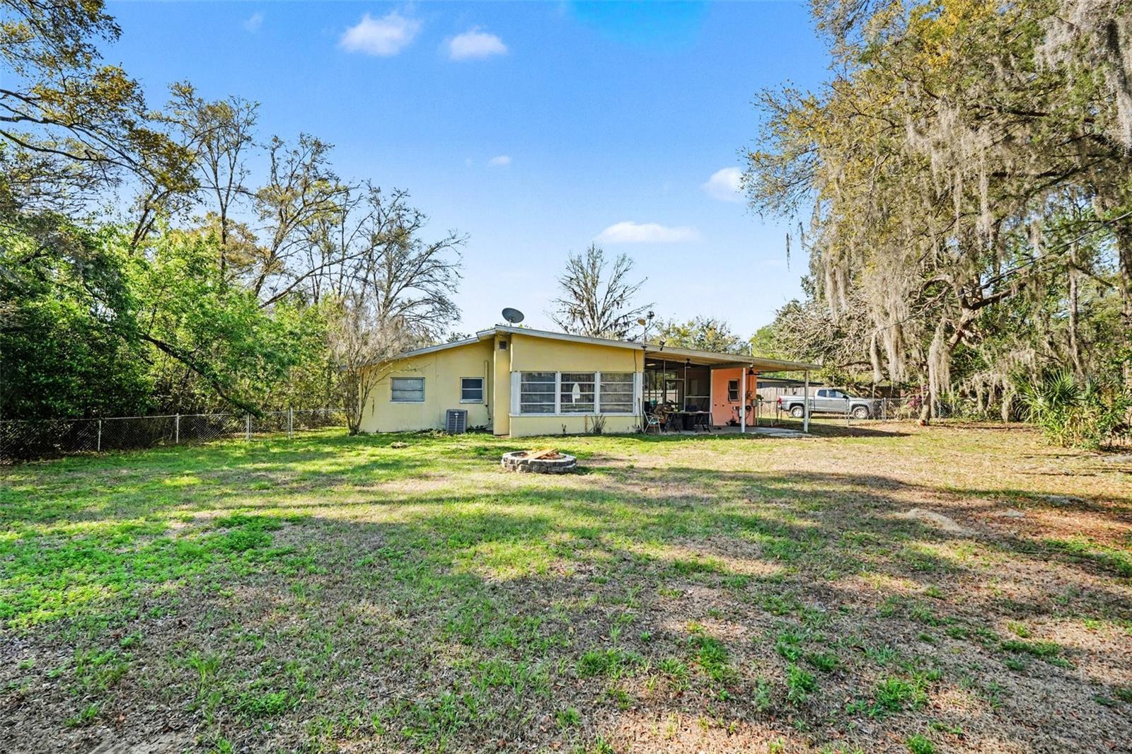 ZAN MAR VILLAGE UNIT 01 - Residential