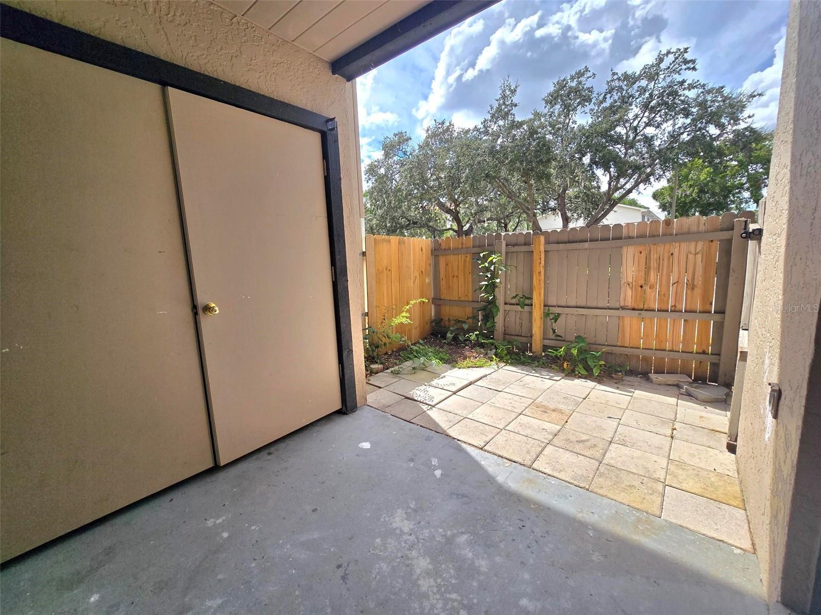 ASHFORD GREEN CONDO - Residential Lease