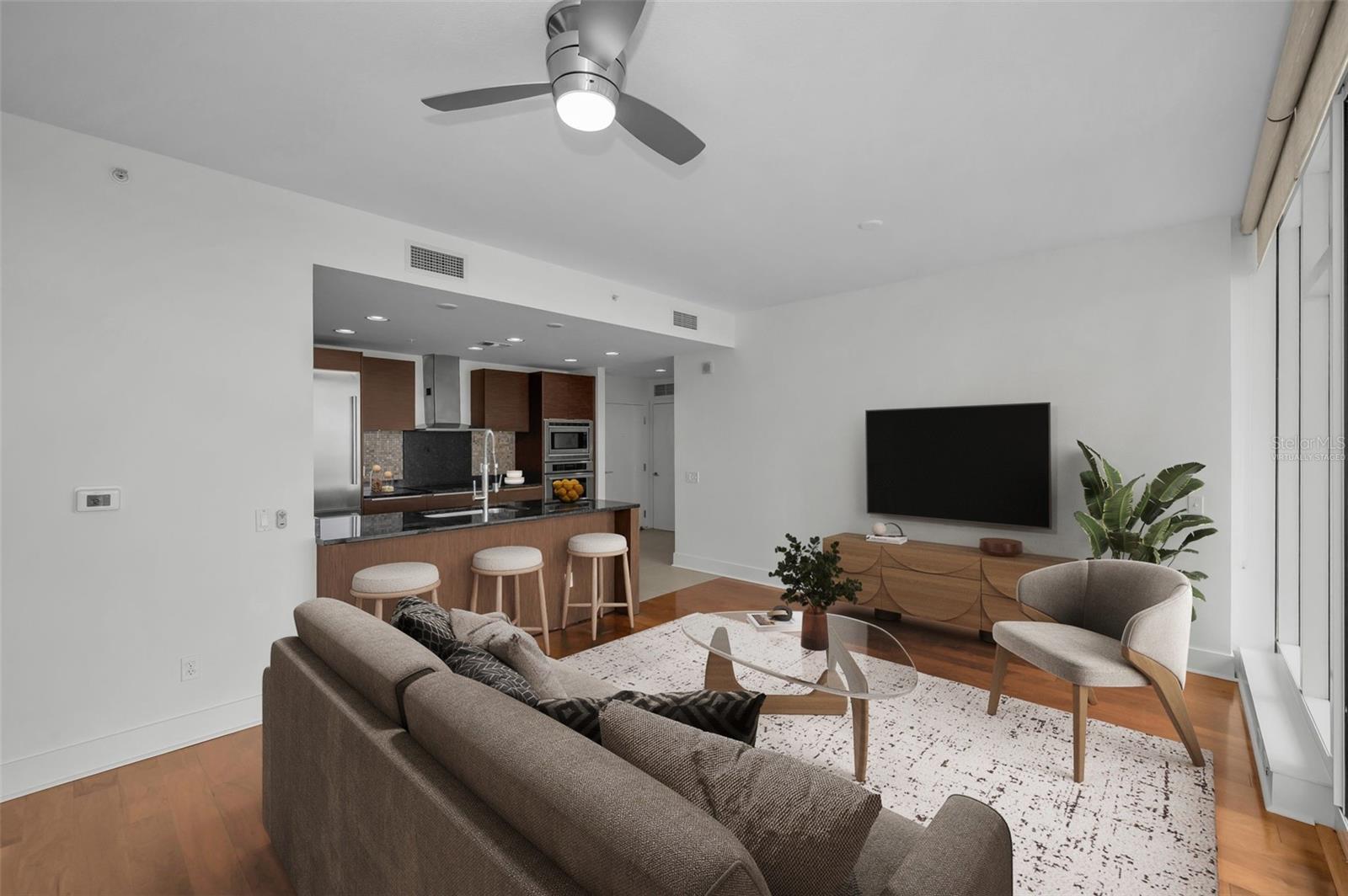 SIGNATURE PLACE CONDO - Residential