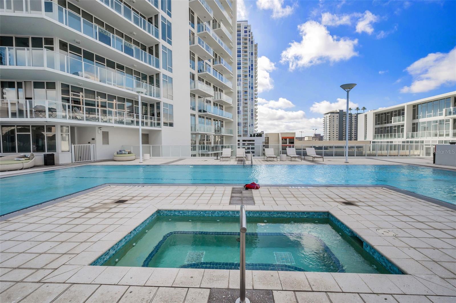 SIGNATURE PLACE CONDO - Residential