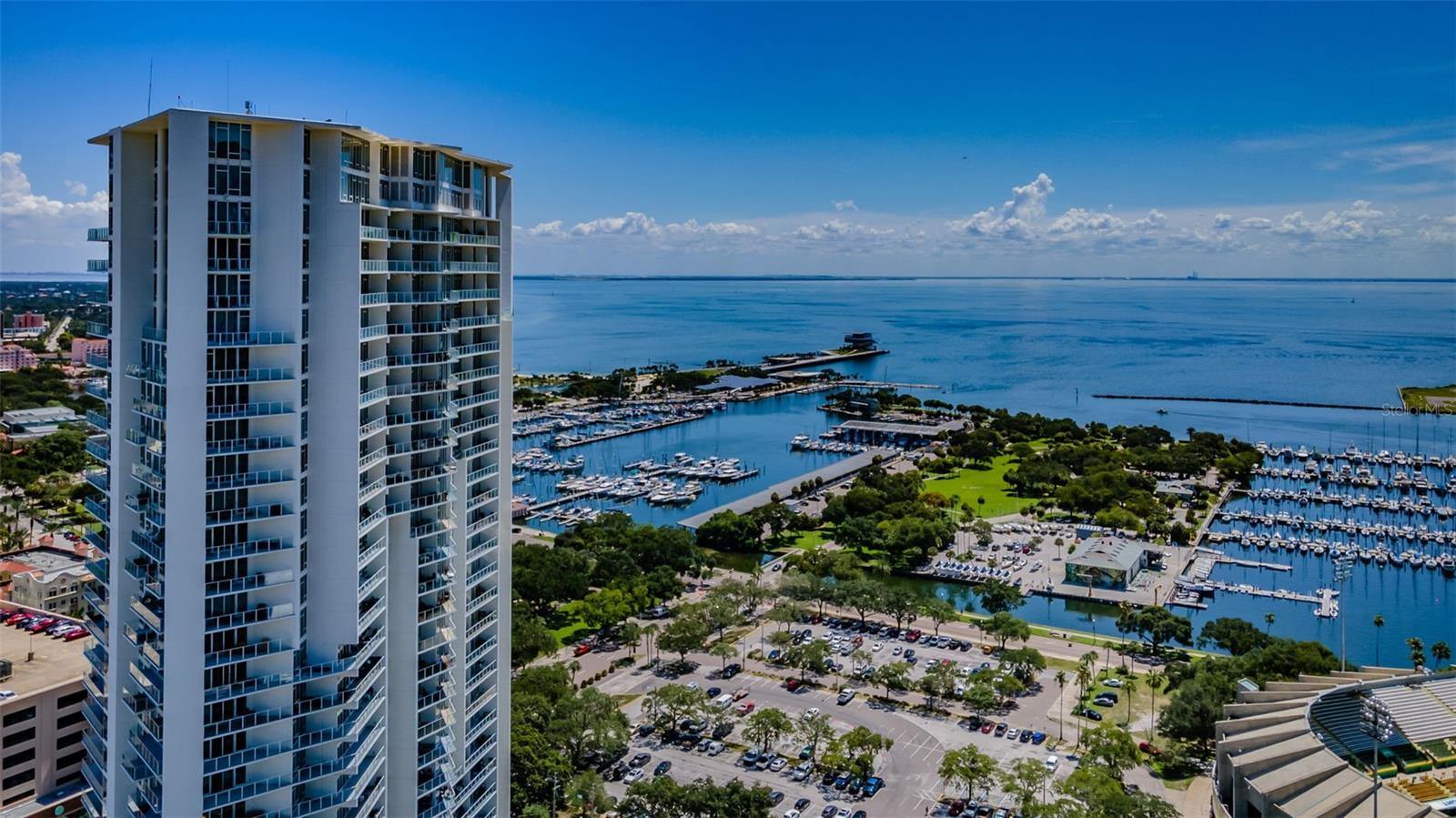 SIGNATURE PLACE CONDO - Residential