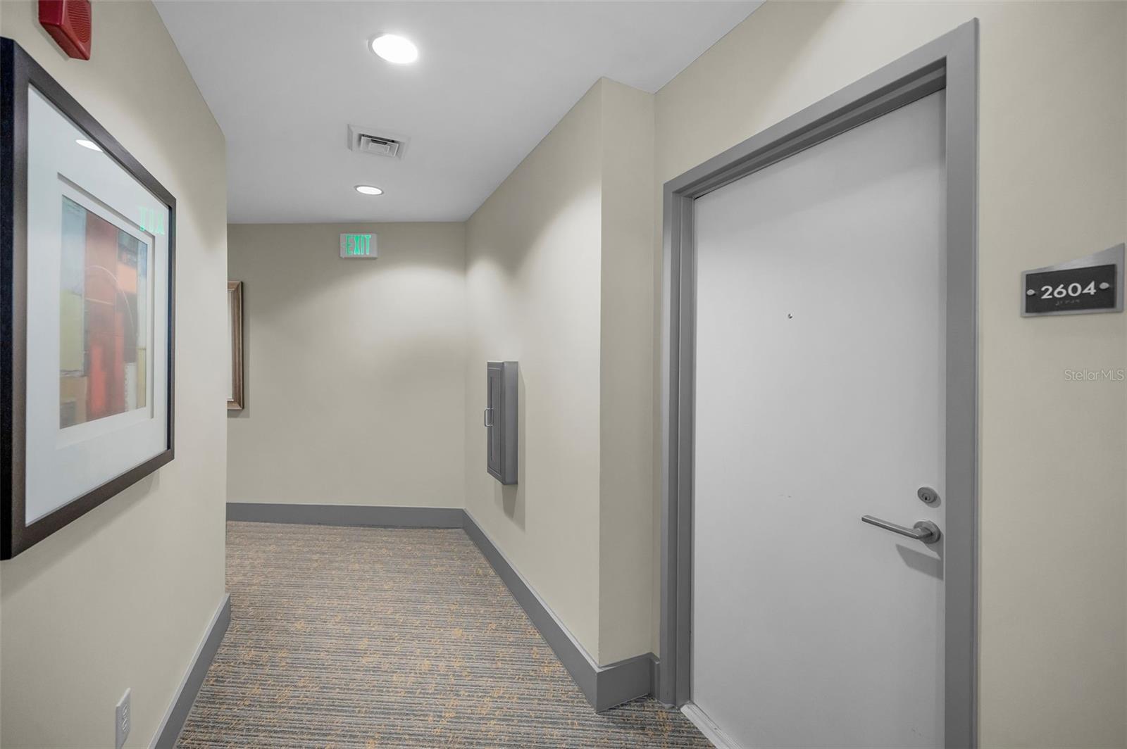 SIGNATURE PLACE CONDO - Residential