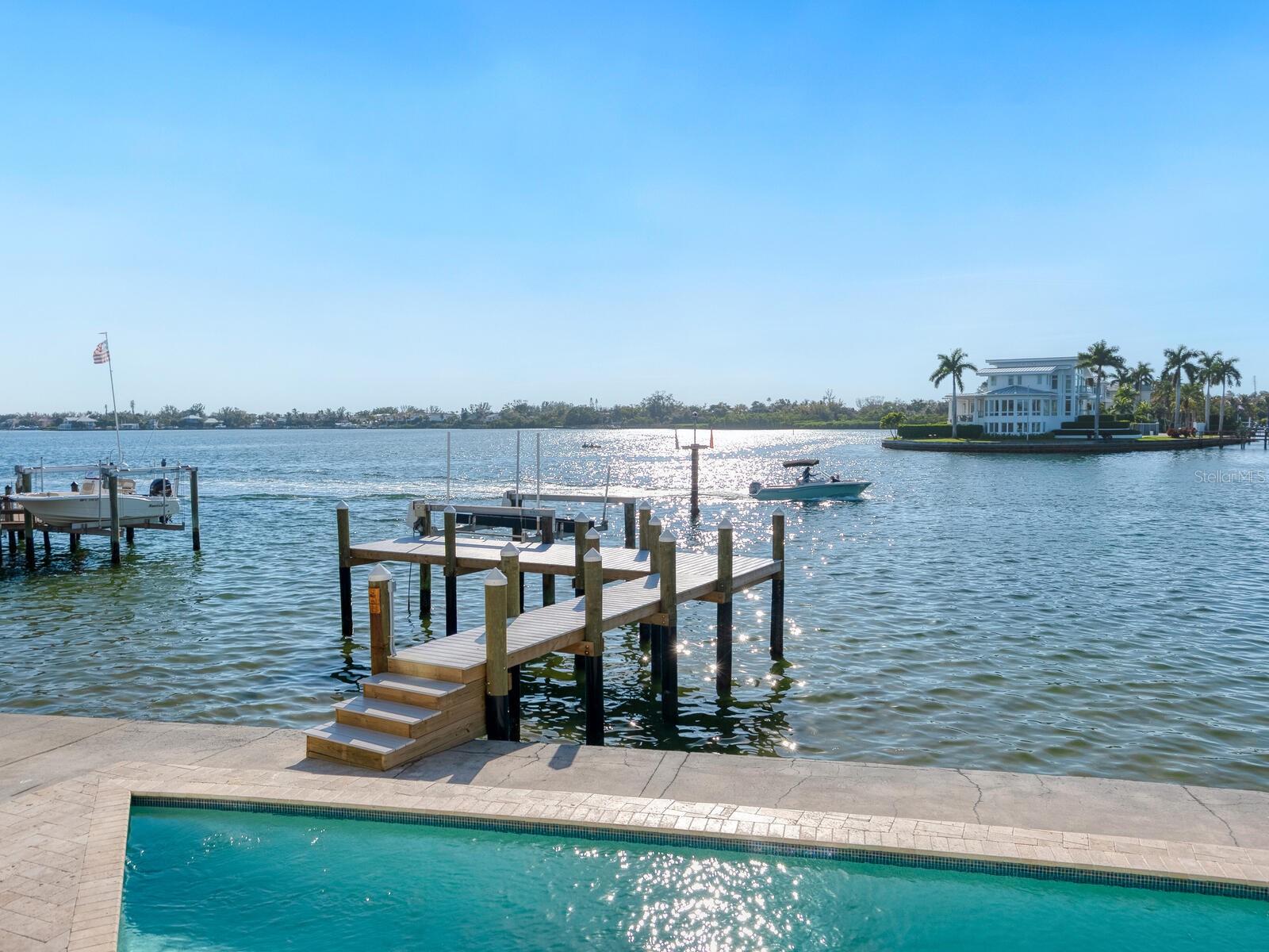 CORAL COVE - Residential