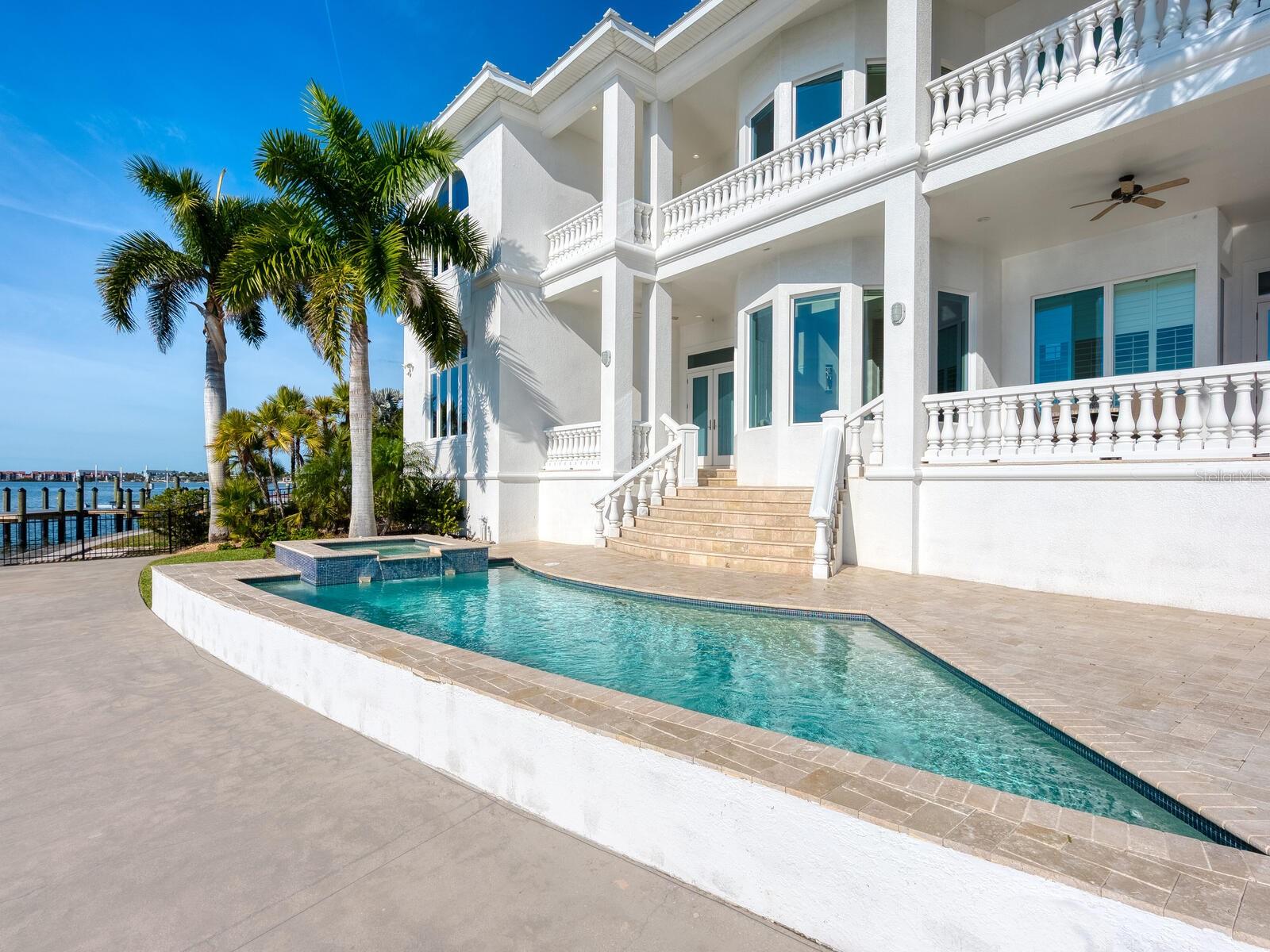 CORAL COVE - Residential