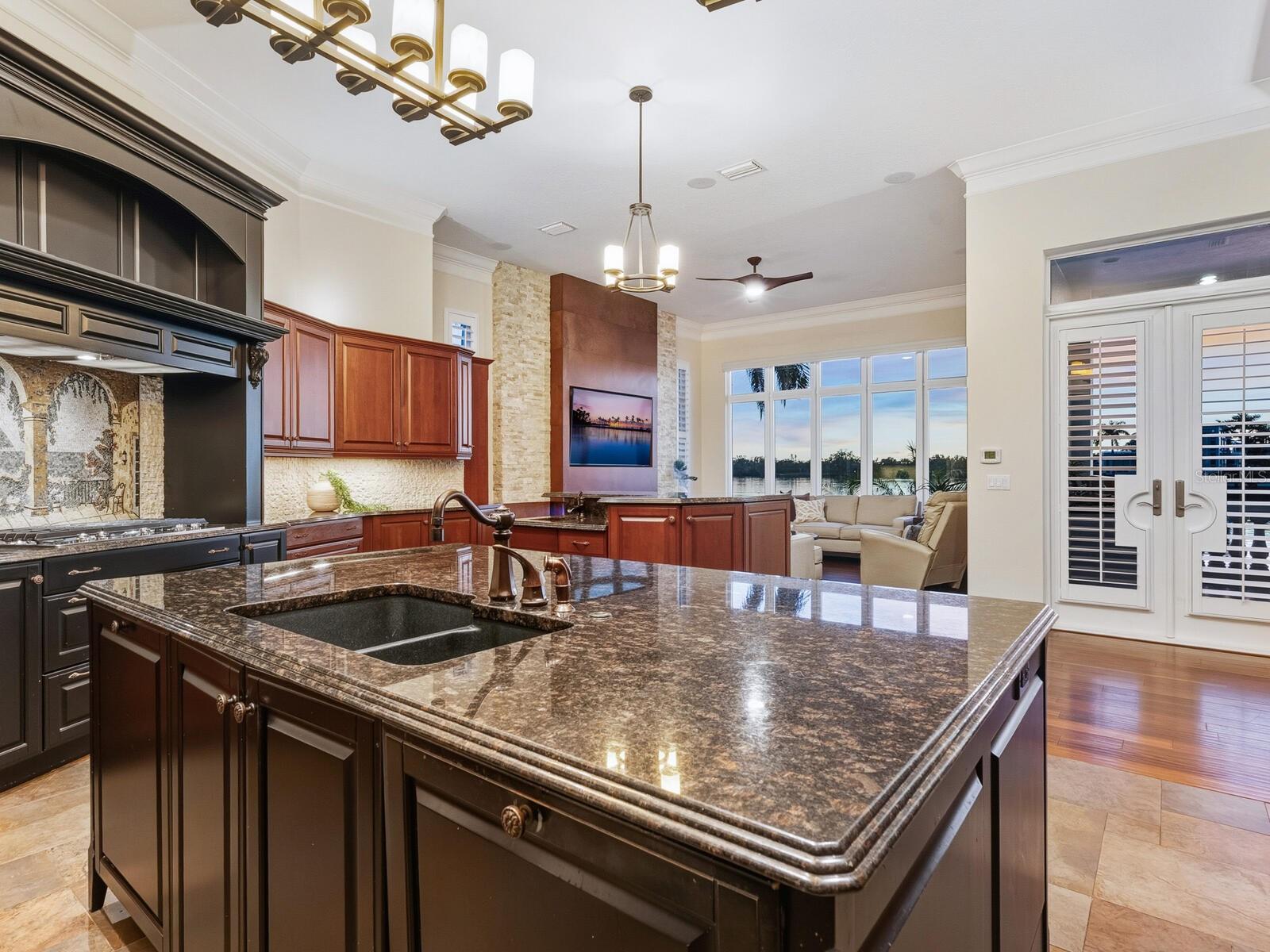 CORAL COVE - Residential