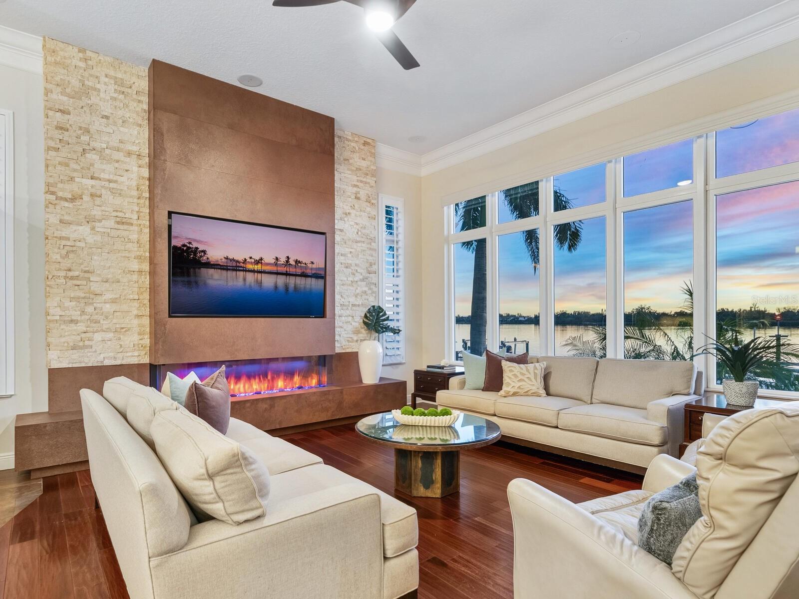 CORAL COVE - Residential