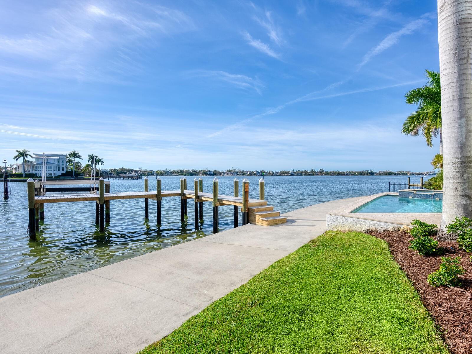 CORAL COVE - Residential