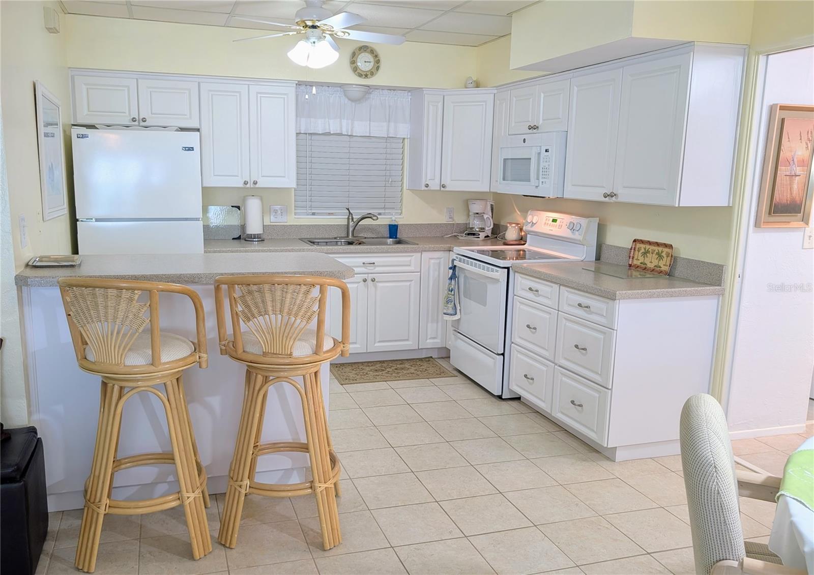 BRIGHTWATERS BEACH CONDO - Residential