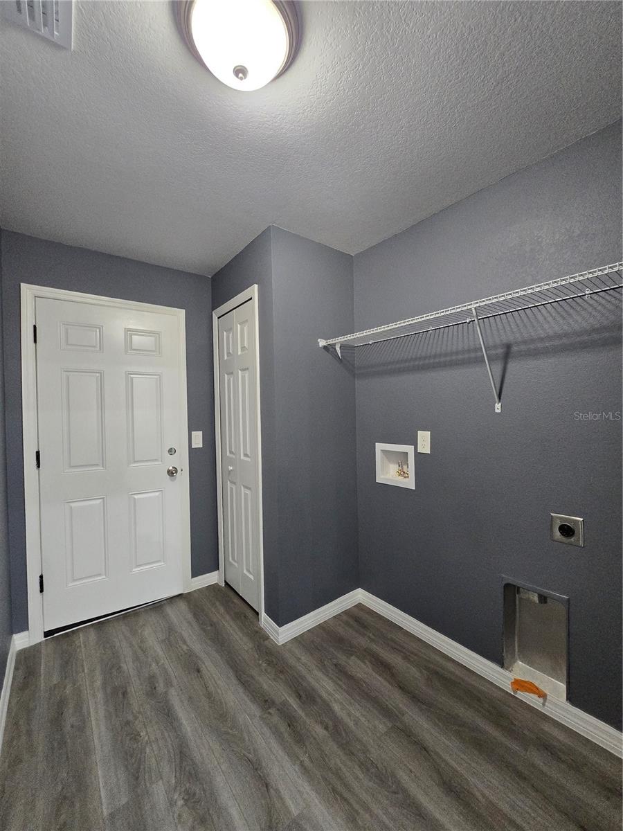 SILVER SPGS SHORES UN 32 - Residential