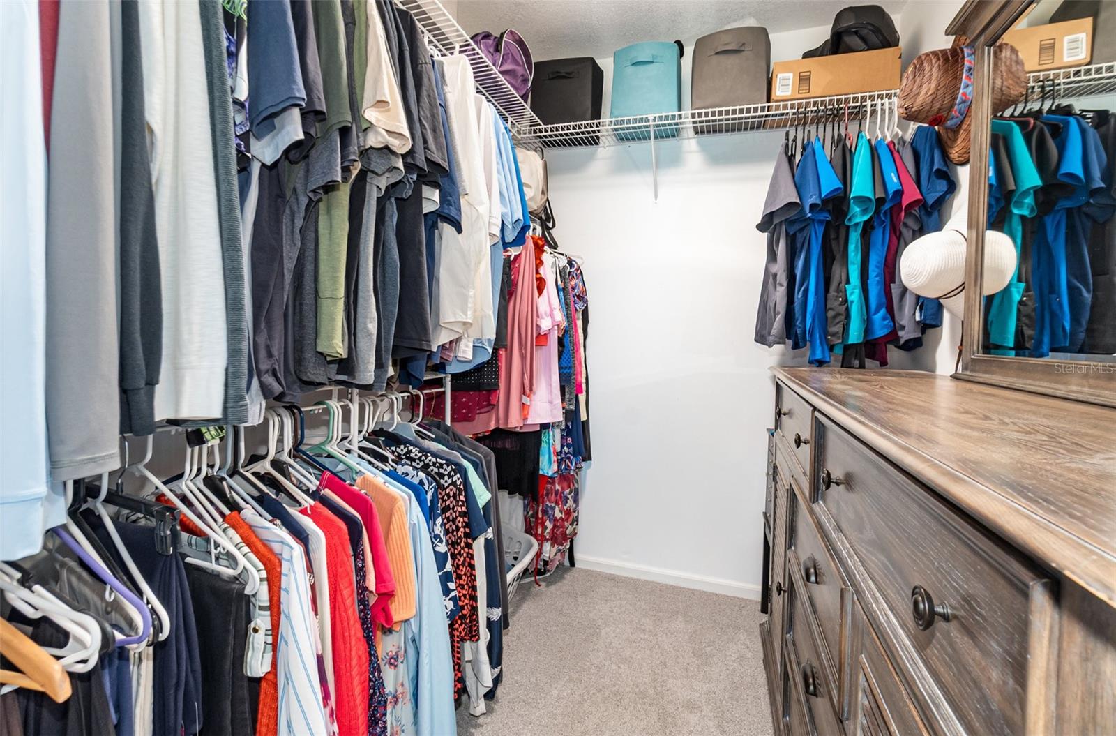 LEESBURG - Residential