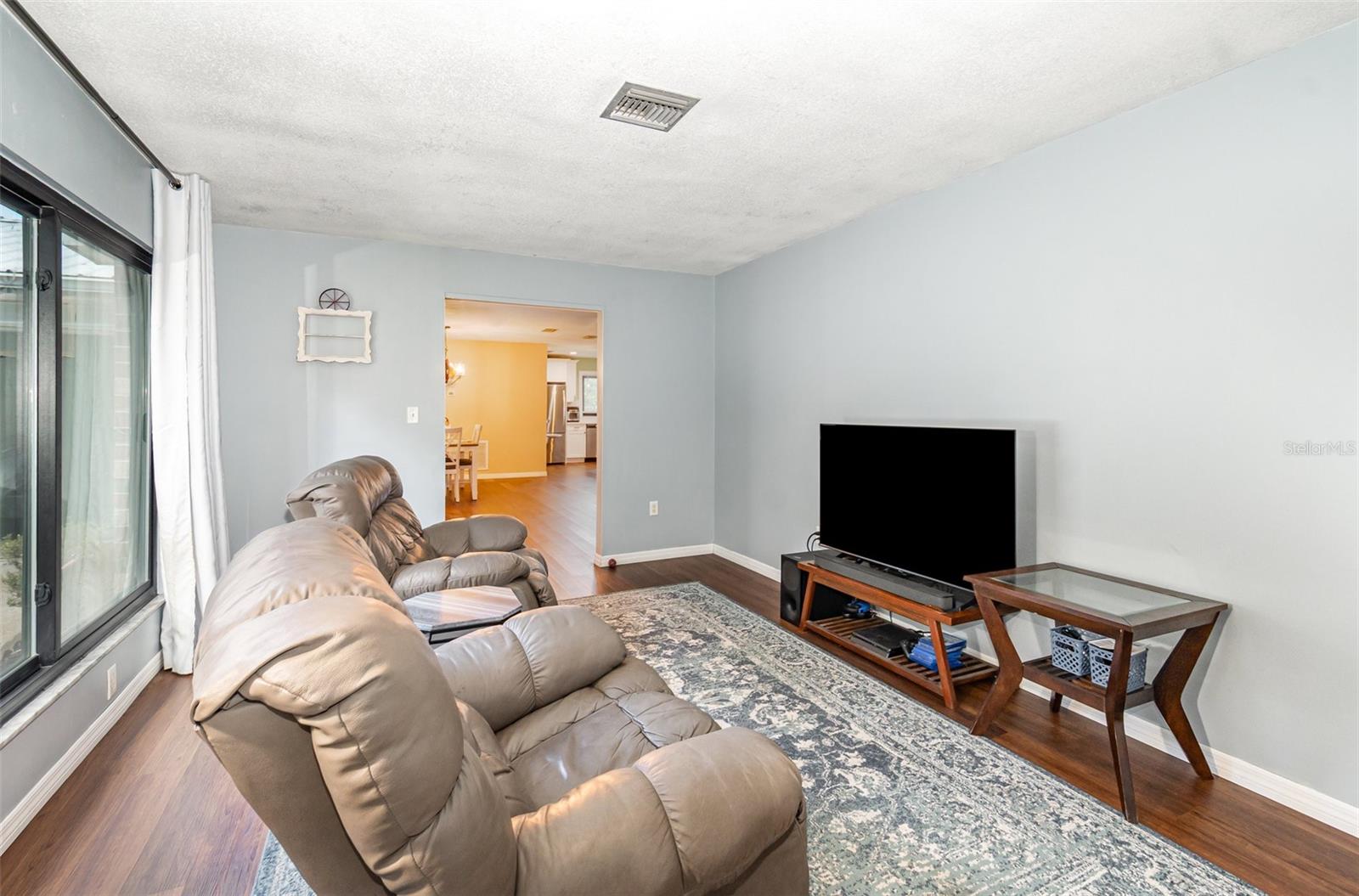 LEESBURG - Residential