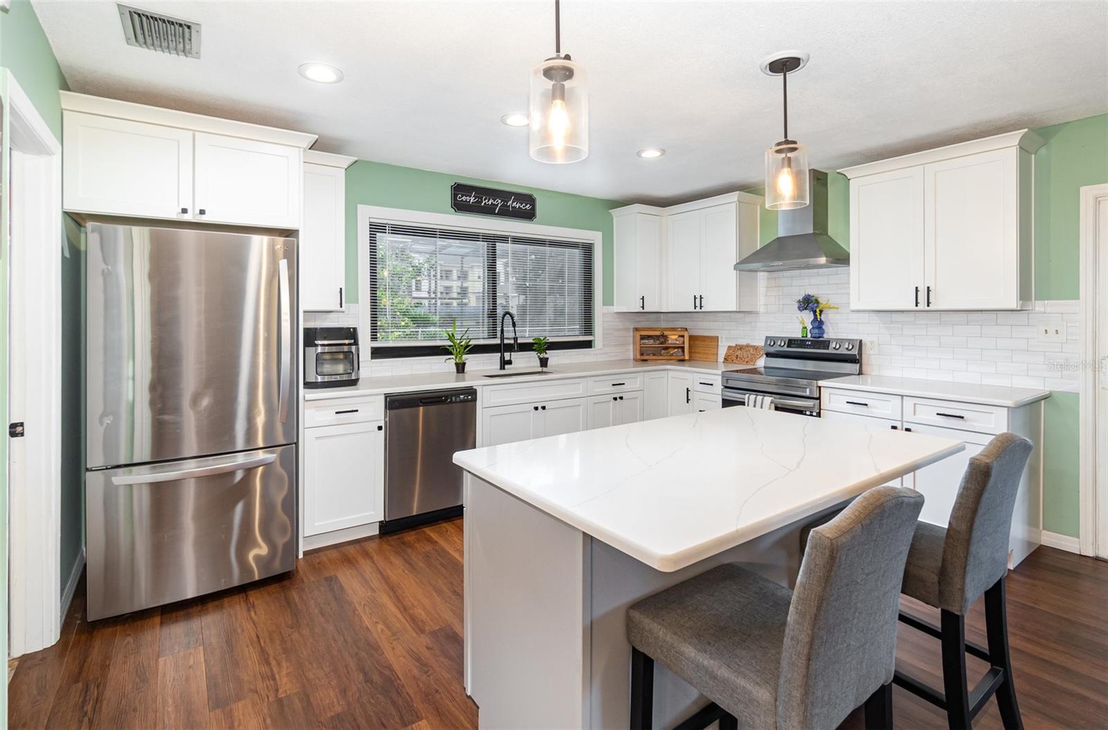 LEESBURG - Residential