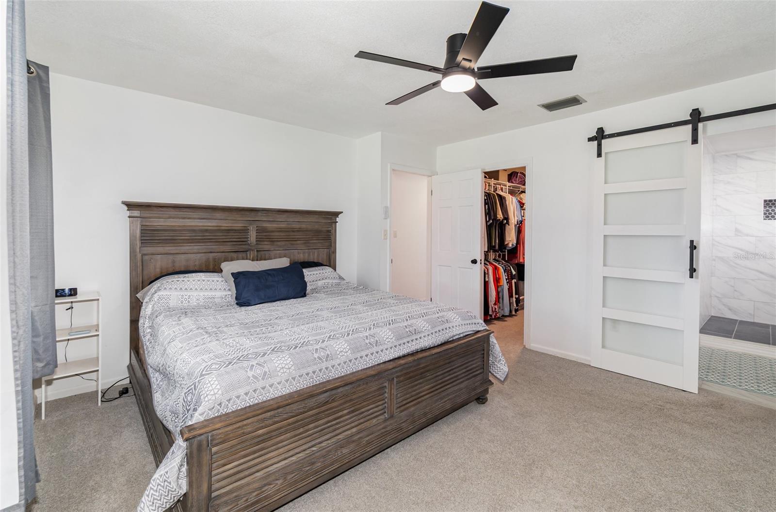 LEESBURG - Residential