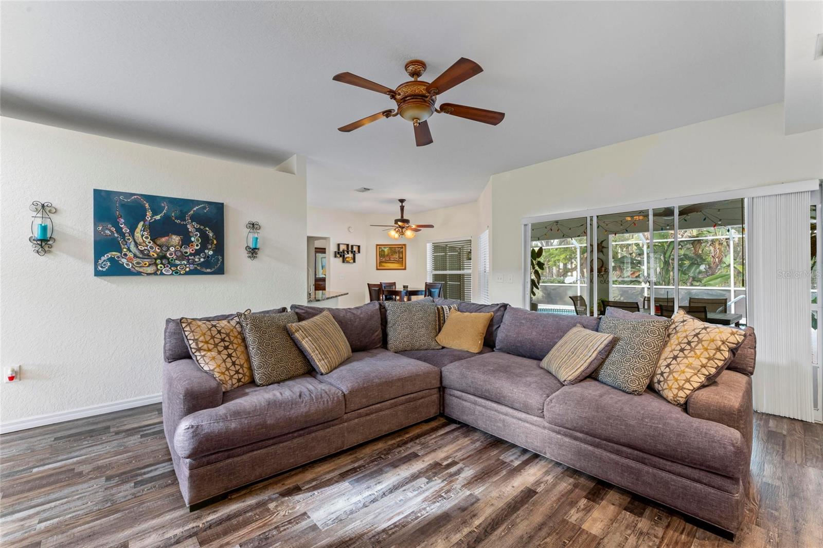 SPRING HILL - Residential