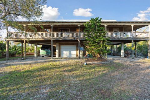 A home in CEDAR KEY